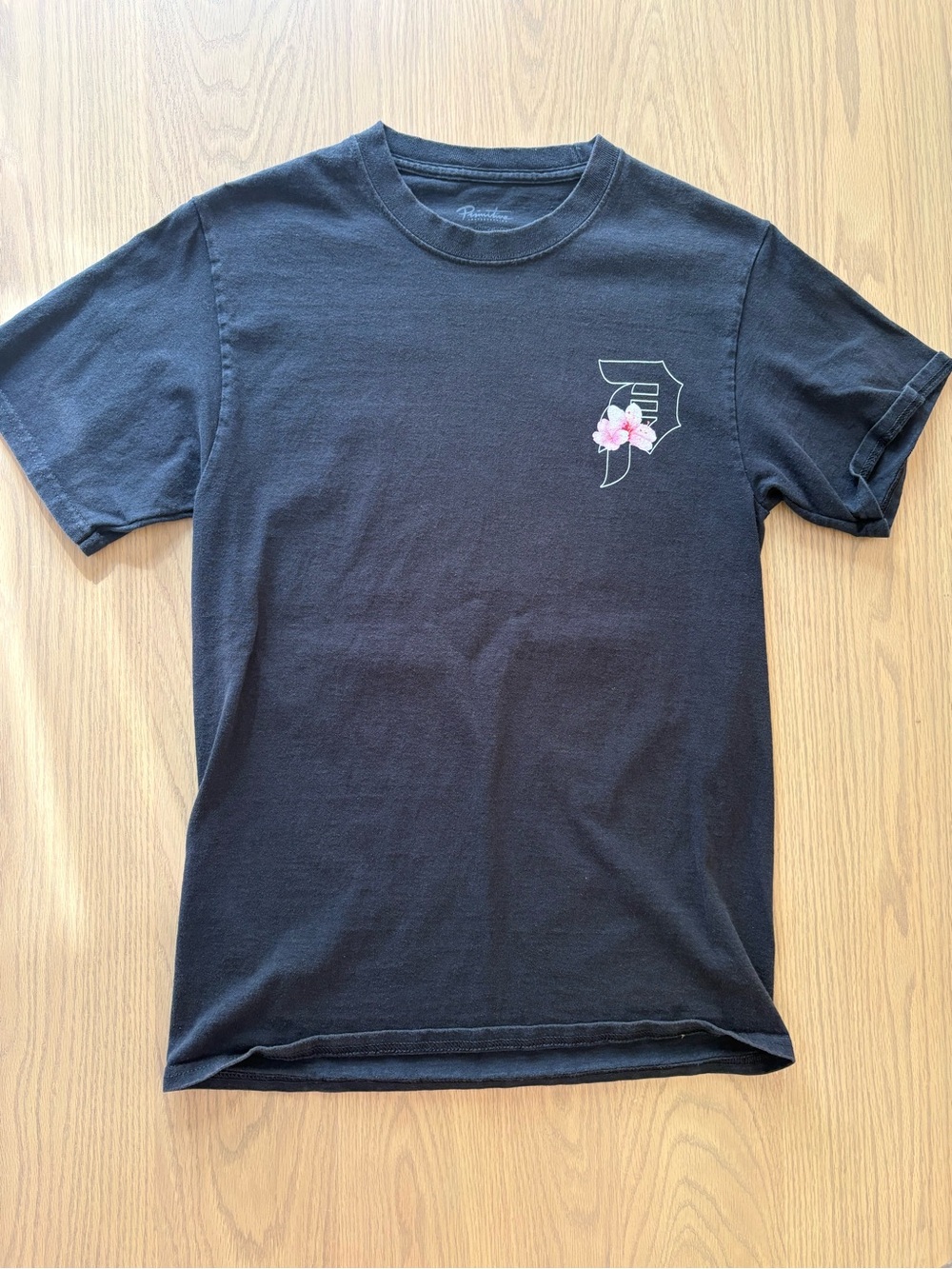 Black Primitive T-Shirt Men’s Small